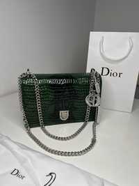 Geanta dior verde crocodil