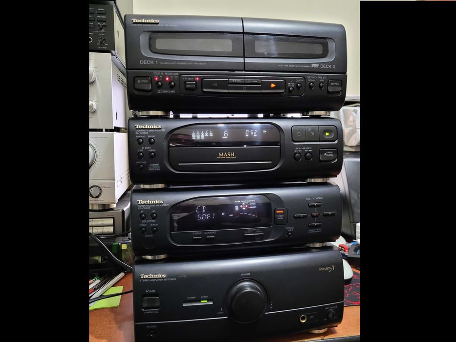 Sistem audio TECHNICS CH-404, dublu deck, cd player,tuner,amplificator