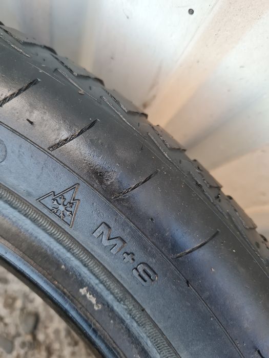 2 buc Anvelope de iarna* *195/50R15*Goodyear*LICHIDARE STOC*75 Lei Buc