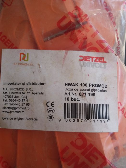 Doza derivatie pt.rigips,cu capac alb,Nou. Pret 20 lei. buc.