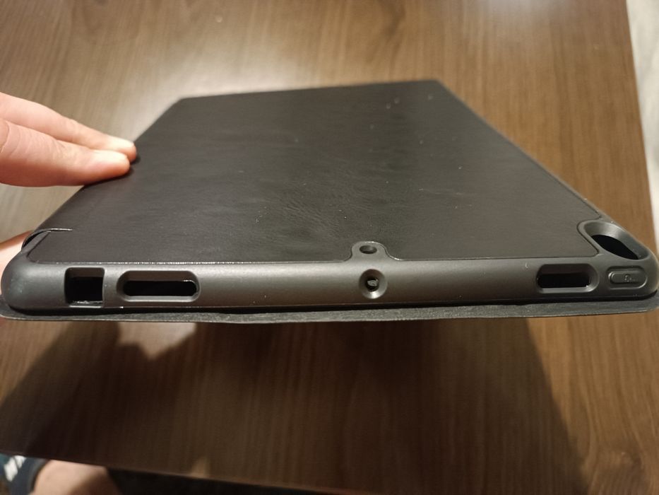 Husă MOKO pentru iPad Pro 10.5