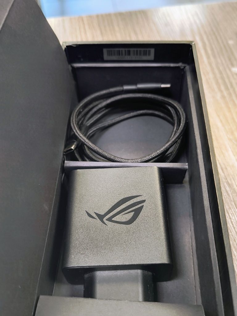 Asus ROG Phone 5 5G / 128GB / 8RAM