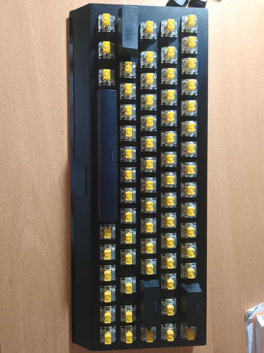 Vând tastatură Razer Blackwidow V3 mini Hyperspeed