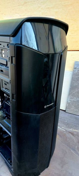 Корпус Thermaltake для ПК