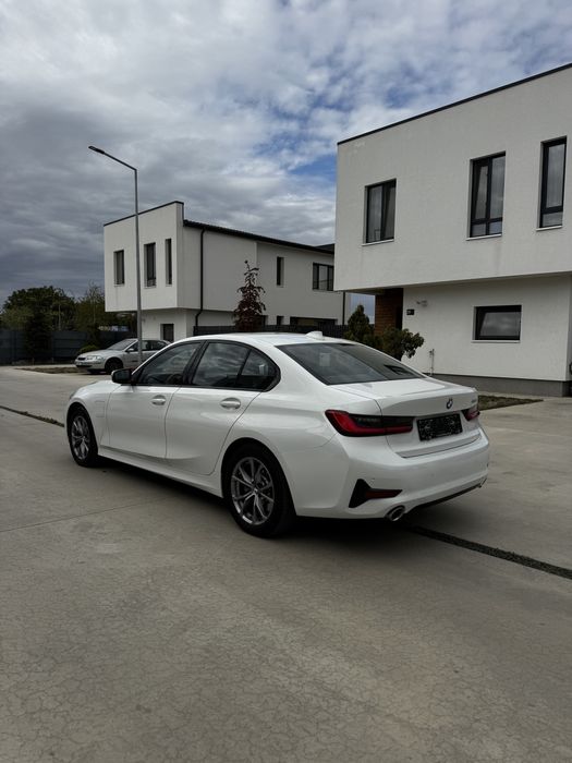 2021 BMW 330E Impecabil