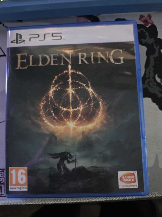 Vand Elden Ring PS5