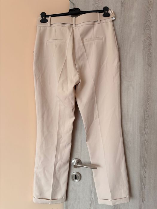 Дамски бежав панталон