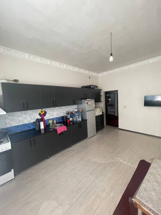 Uy #Sotiladi ozimmiki. 5.3 sotix. 3 ta xona + hol + oshxona.