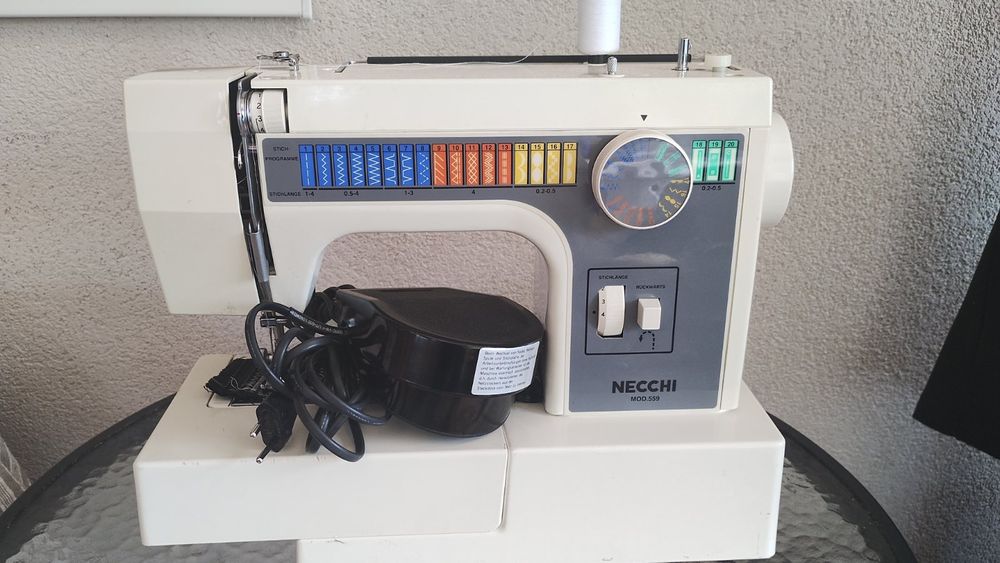 Шевна машина NECCHI 559