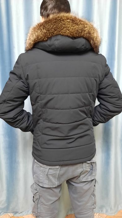 Продам зимнюю куртку