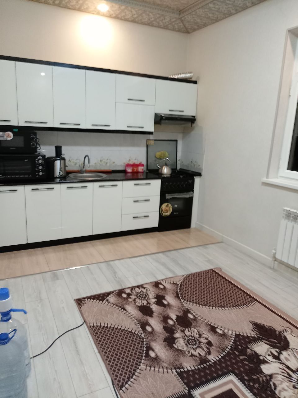 Bardankol 4 sotix hovli uy