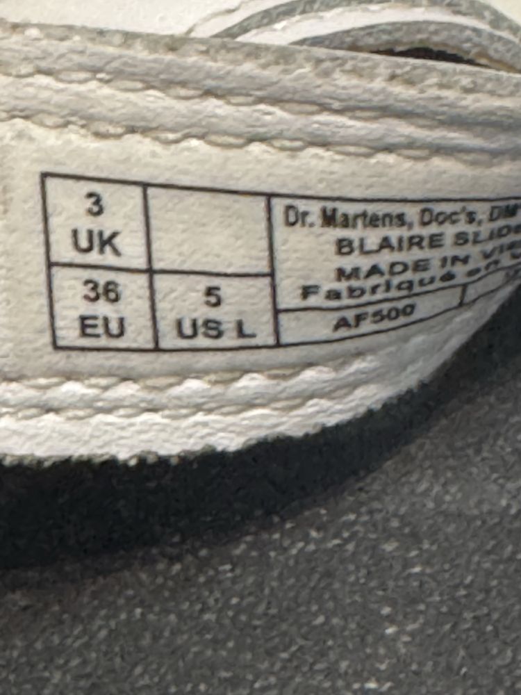 Чехли DR.MARTENS .Номер 36