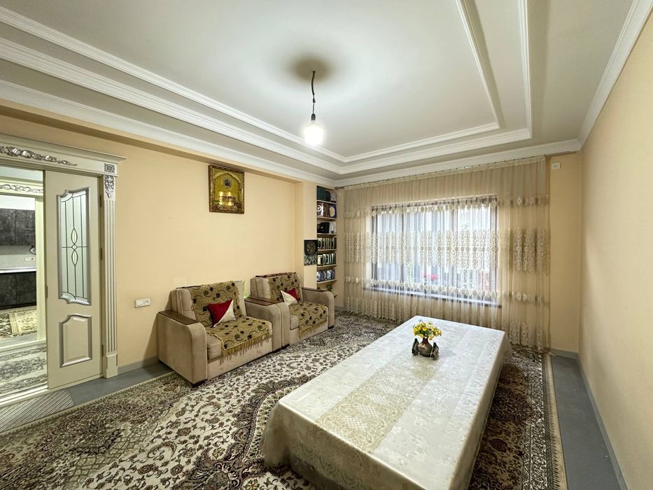 Uchastka (участка уй ховли) sotiladi.Keles(Kirov) Qizg'aldoq ko'cha.