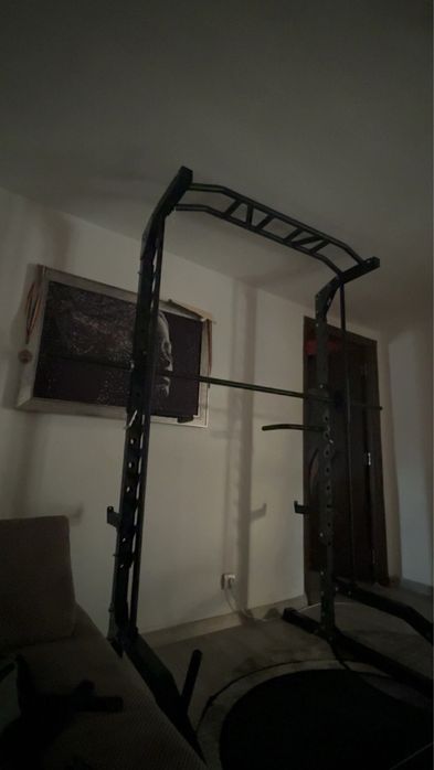 Aparat multifuctional smith putin folosit, sport bara tractiuni