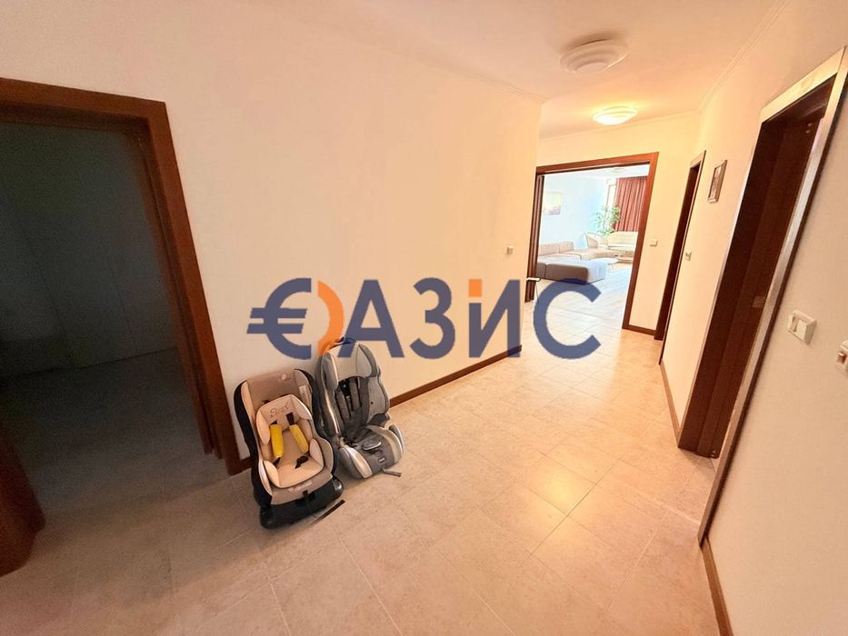 Продава се Четиристаен апартамент в Свети Влас - 205 кв.м за 896 €/кв.м - Снимка #13