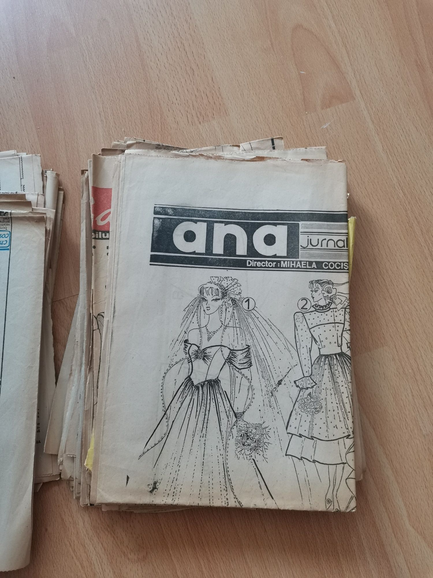 Colectie de reviste, Ana (tipare haine) Femeia, Familia mea