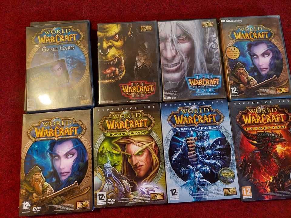 Vand colecție de jocuri Warcraft
