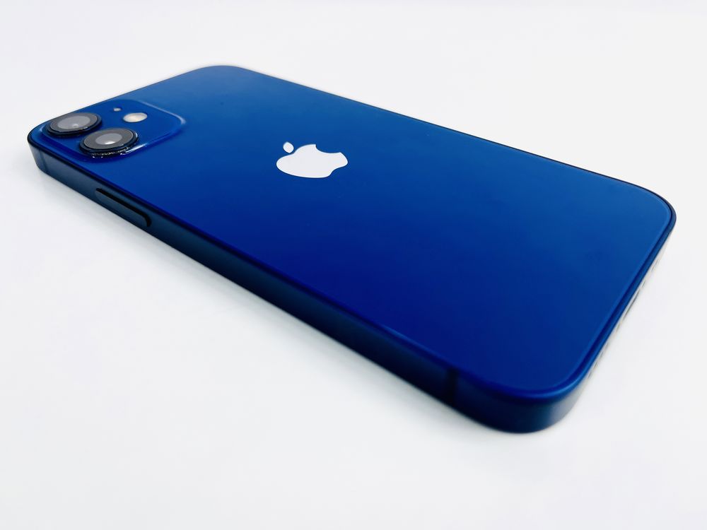 Apple iPhone 12 64GB Blue Отличен! Гаранция!
