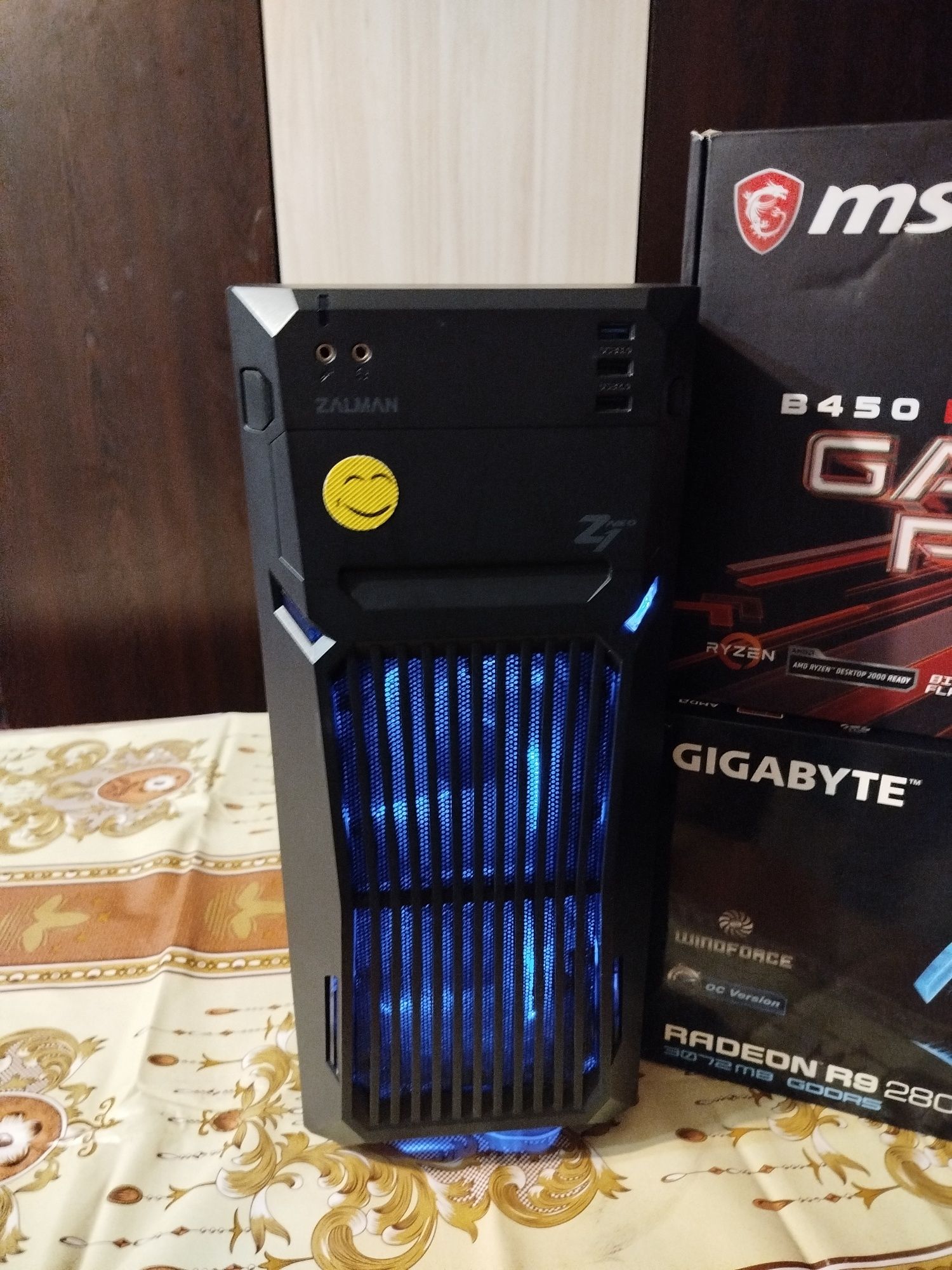 AM4 Ryzen 5 2600 / MSI B450 Gaming Plus / R9 280 / 8GB RAM / Zalman Z1