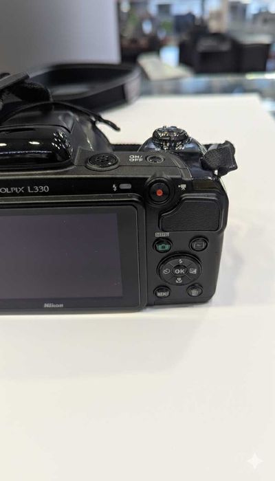 Фотоапарат Nikon Coolpix L330