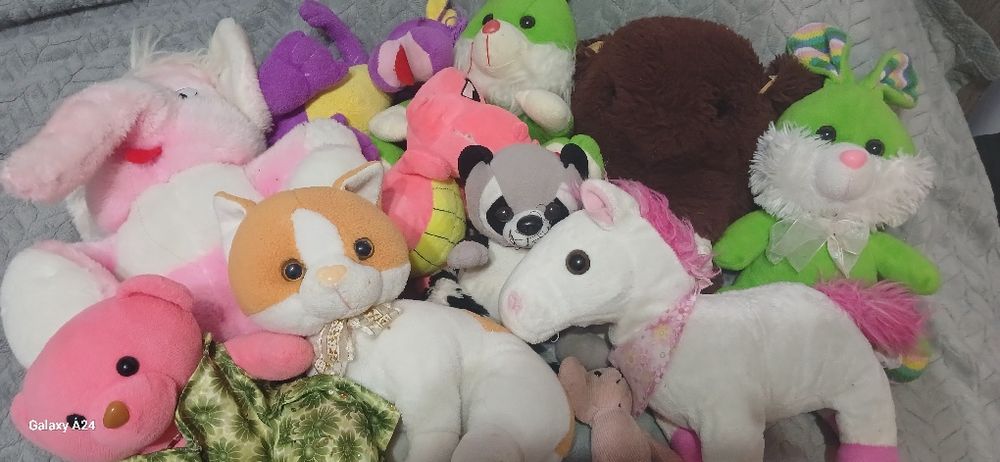 Продам игрушки за все что на фото 5000