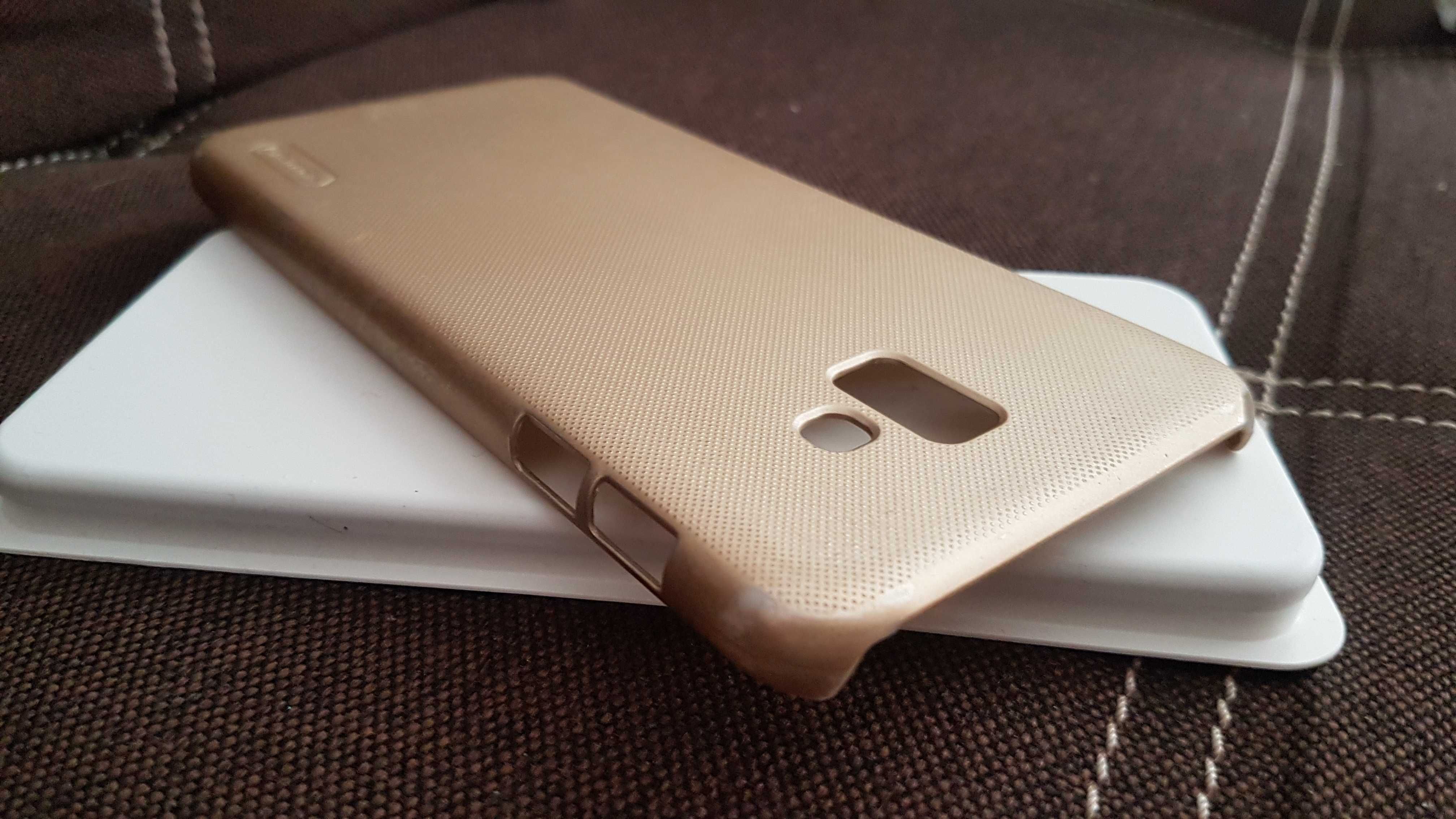 Husa noua, culoare gold, pentru Samsung Galaxy J6+