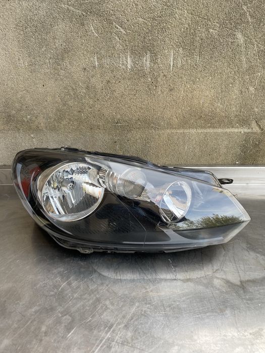 Far dreapta Vw Golf 6