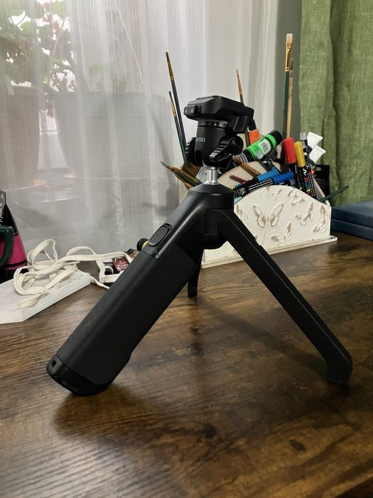 Joc Ulanzi TT38, Mini Trepied Click Open Vlogging