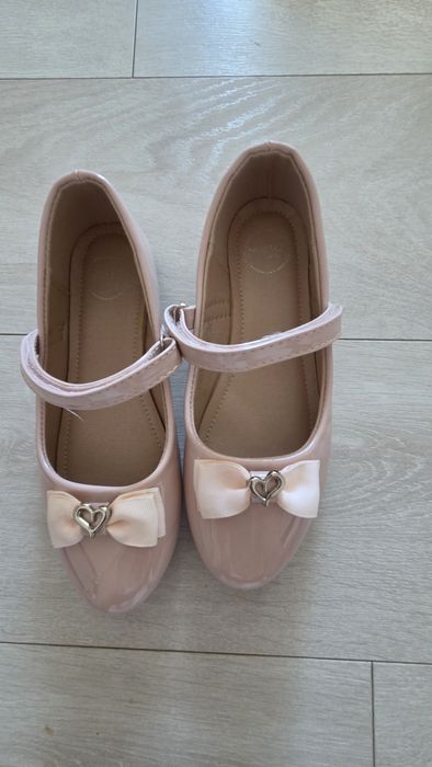Pantofi fete roz