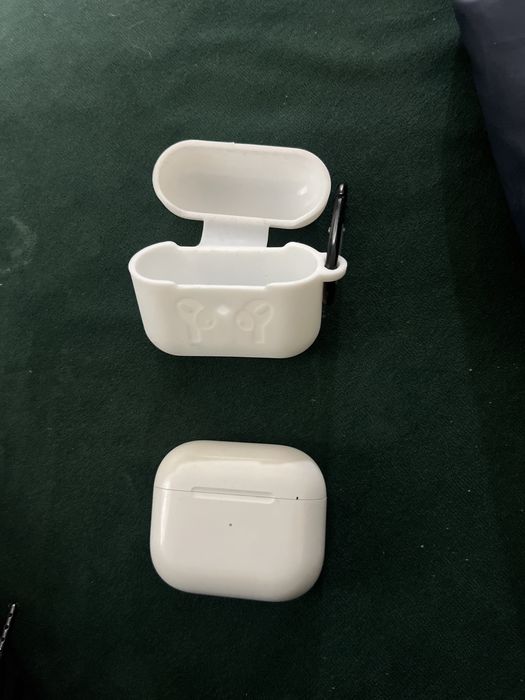 Air pods 3   продам