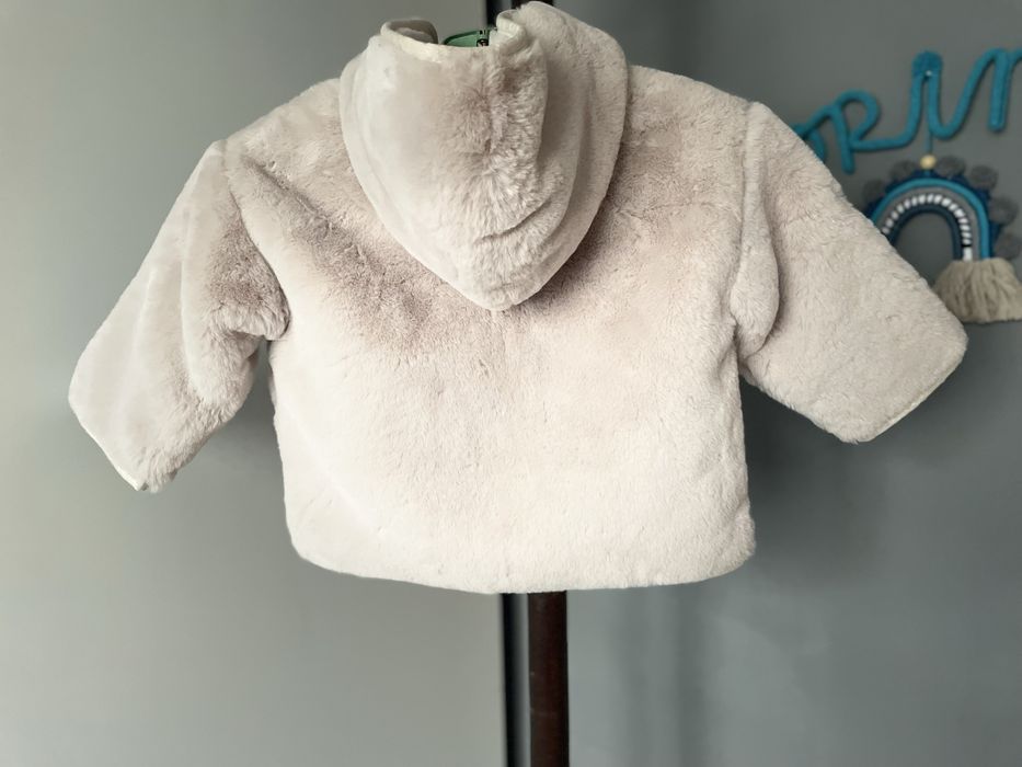 Ново палтенце на Zara 18-24 месеца