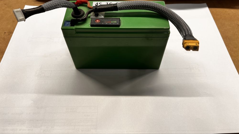 Acumulator navomodel  litiu ion 4s