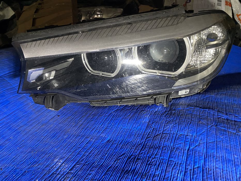 Far BMW Seria 5 G30 G31 2017 - 2021 far Stanga led