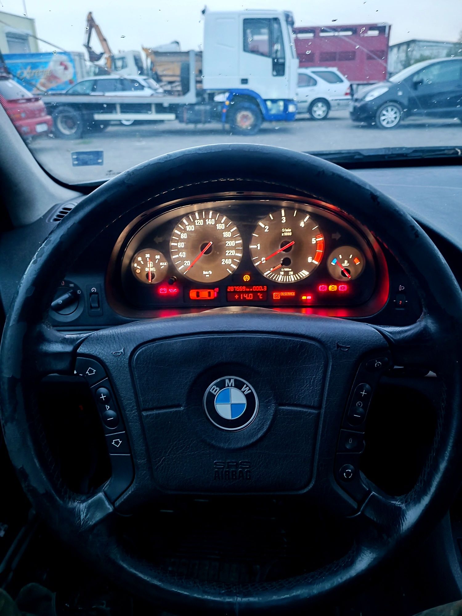 Bmw 525 tds на части