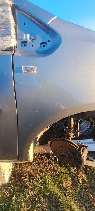 Задна дясна врата и десен калник OPEL MERIVA B Мерива 2011г.