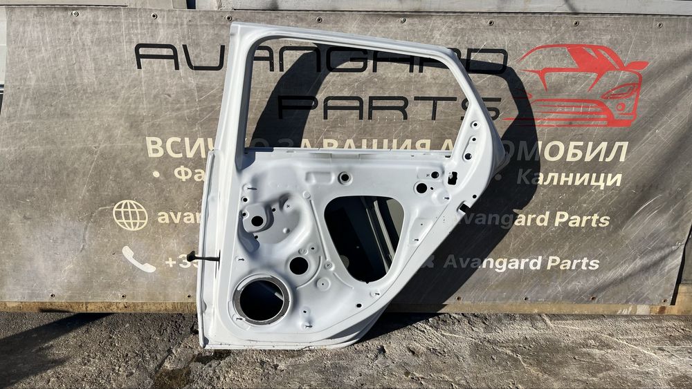 Задна лява и дясна и предна дясна врата Audi A1 (2018-2024)