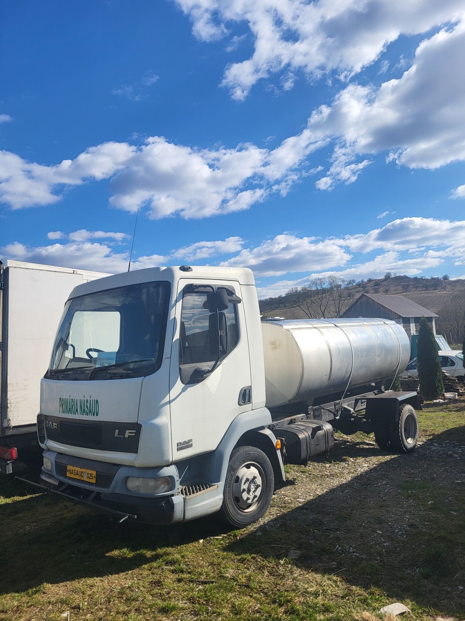 Cisterna DAF autoutilitara