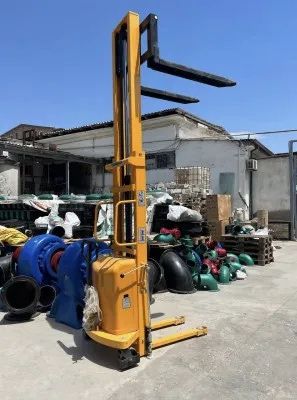 Арзон электрический штабелер 3 м 1,5 тонна SAAB подемник погрузчик