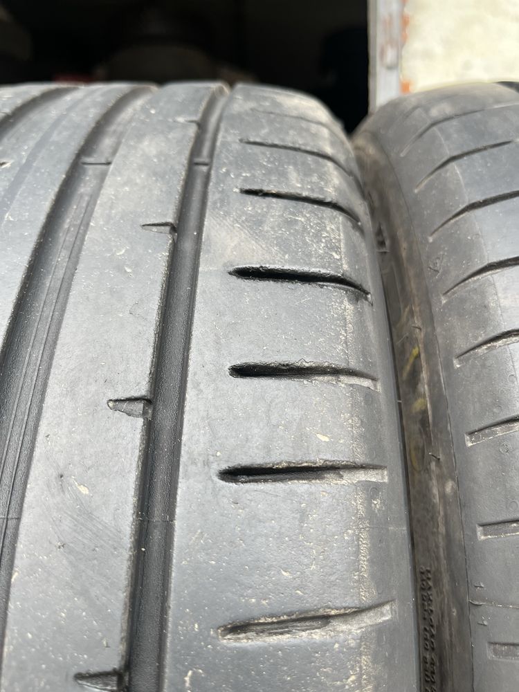 4 бр. летни гуми 225/40/18 Dunlop DOT 4119 5 mm