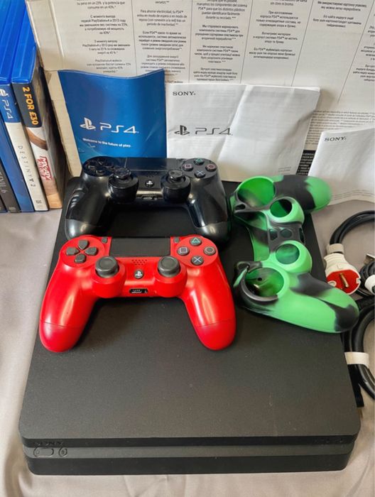 Playstation 4 Slim 1TB + 2 controllers + 5 games, full box