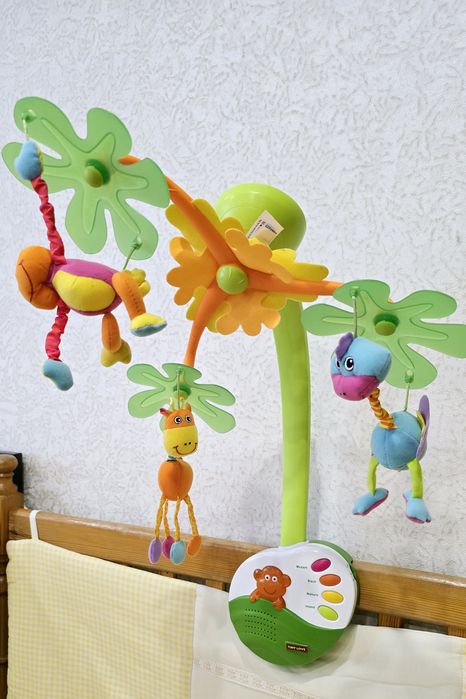 Мобиль в кроватку Tiny love