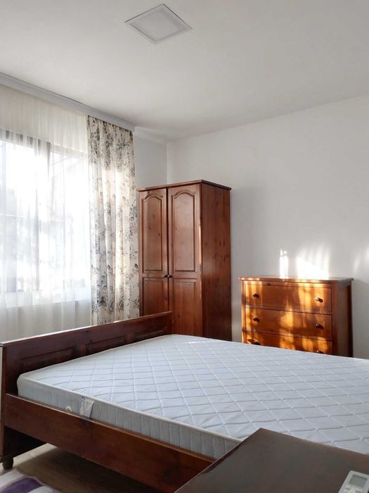 Отдавам къща под наем в с. Кичево