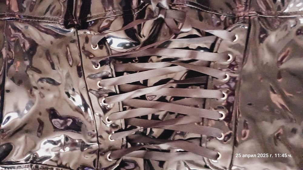 Готически латексов костюм от Necessary Evil