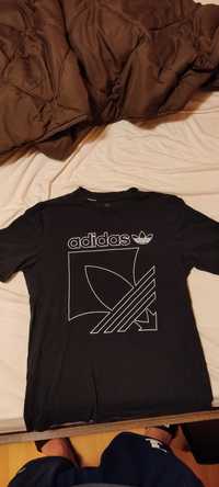 Тениска Адидас!!
