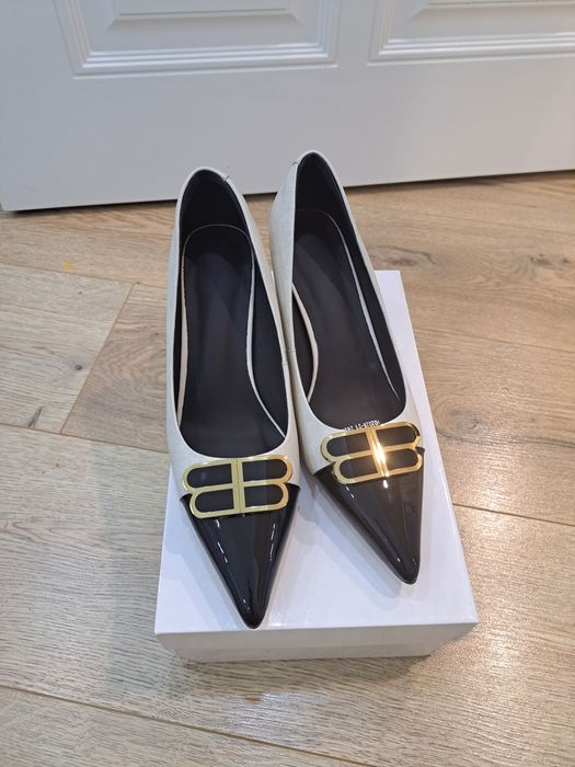 Шикарные туфли 39 размер