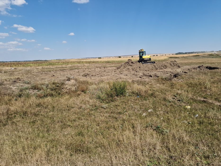 Prestări servicii excavări,fundații,iazuri