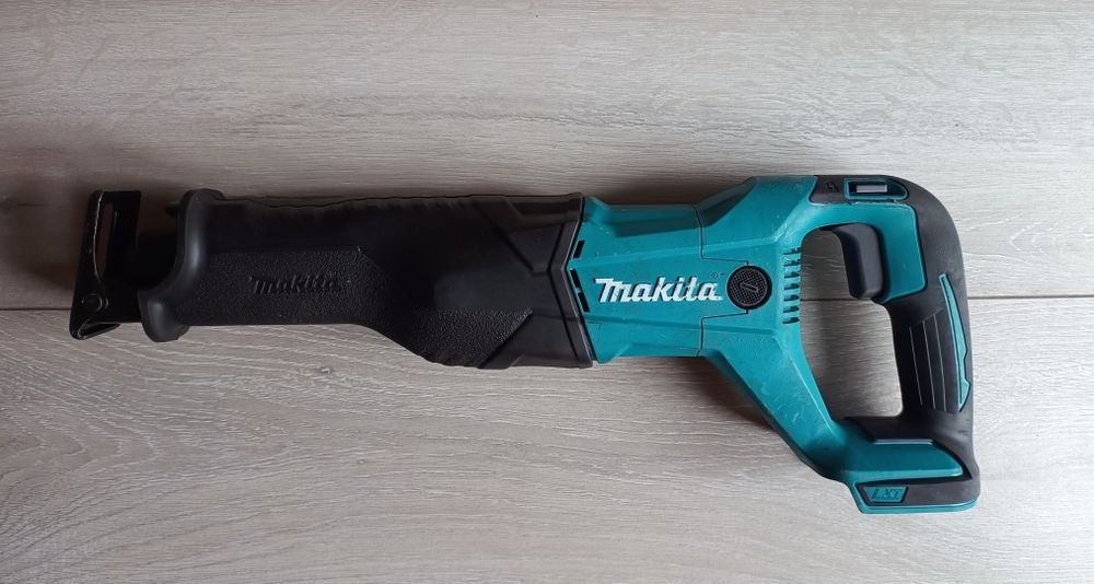 Set scule profesionale Makita 18V