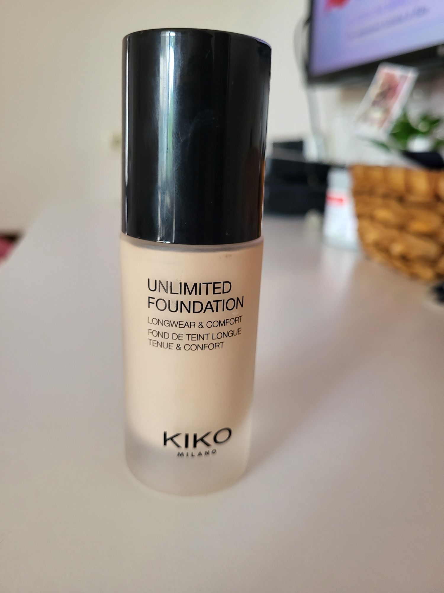 Фон дьо тен Кiko 1R