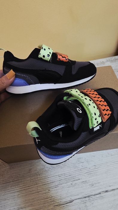 Adidasi Puma 25 impecabili