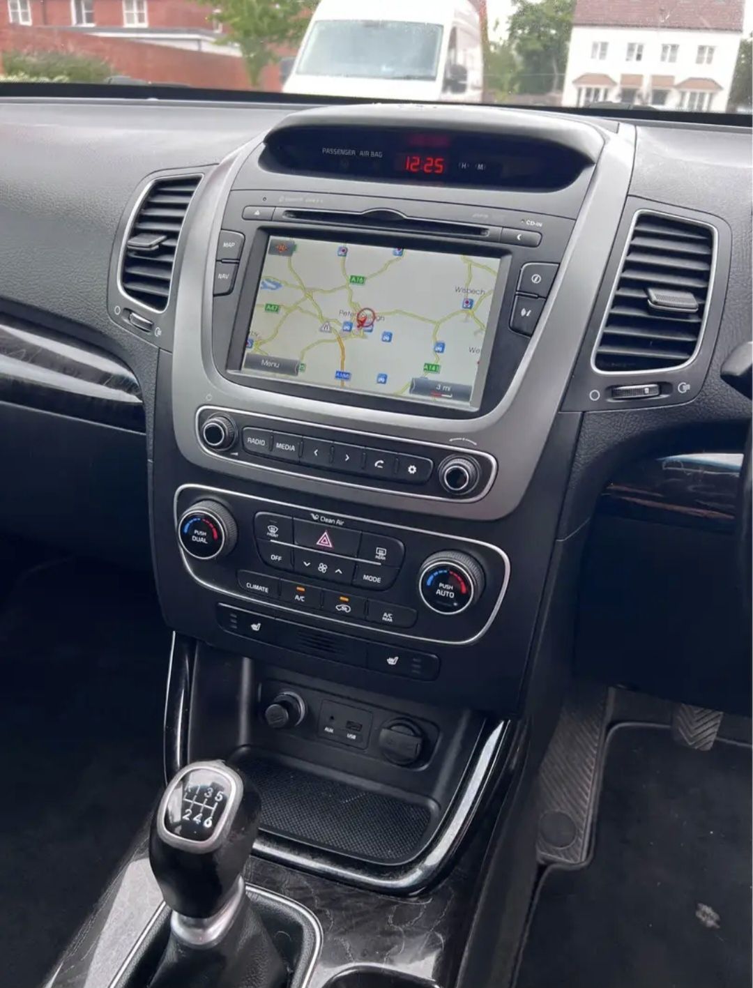 Dezmembrez Kia Sorento 2009-2015 2.2 197 Manuala D4HB